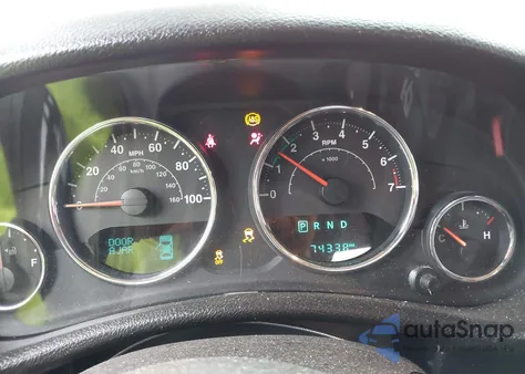 2015 Jeep Wrangler Sport z USA, uszkodzony, nr VIN 1C4AJWAG6FL522395